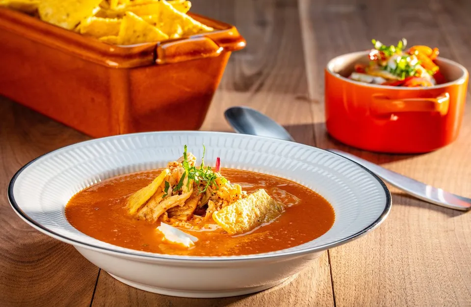 Mexikósk kjúklingasúpa - 2l